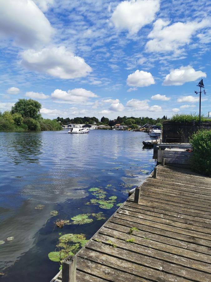 River View - Norfolk Broads Brundall エクステリア 写真
